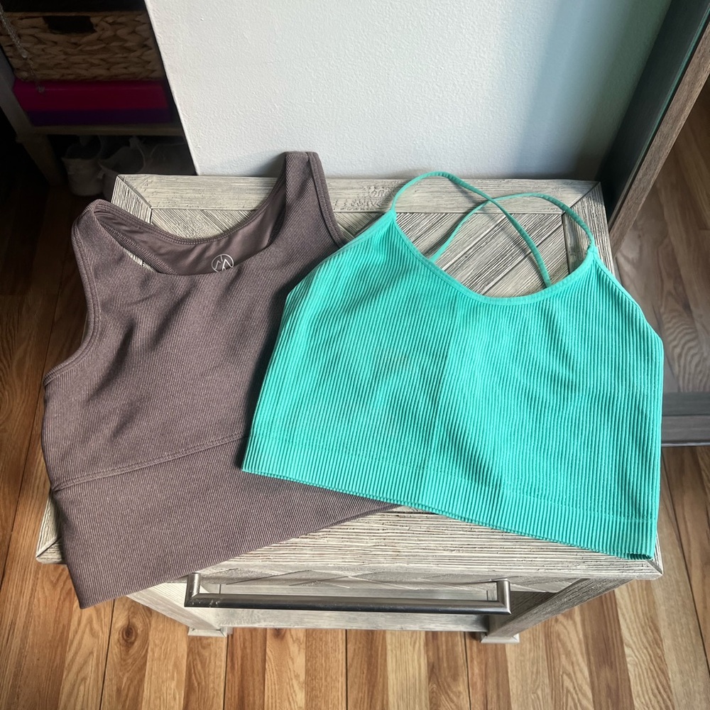 Bundle of two tops
